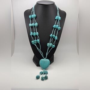 Beautiful Turquoise Chip Bead Howlite Heart Tassel Pendant Necklace 16.5”